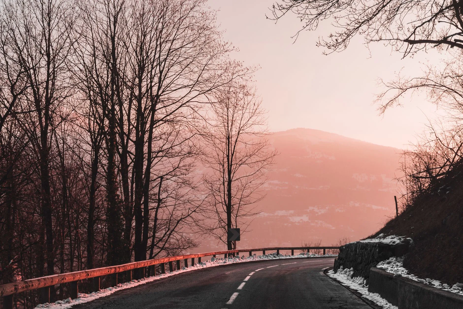 ️ Conduire en Savoie l'hiver : équipements et bons réflexes